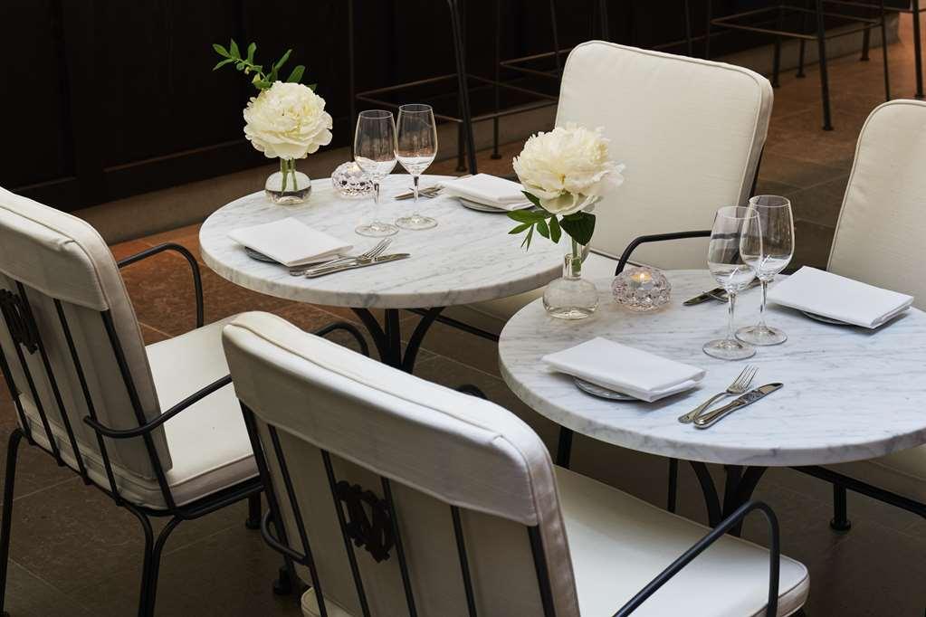 Villa Dagmar Stokholm Restoran fotoğraf Tables at the restaurant