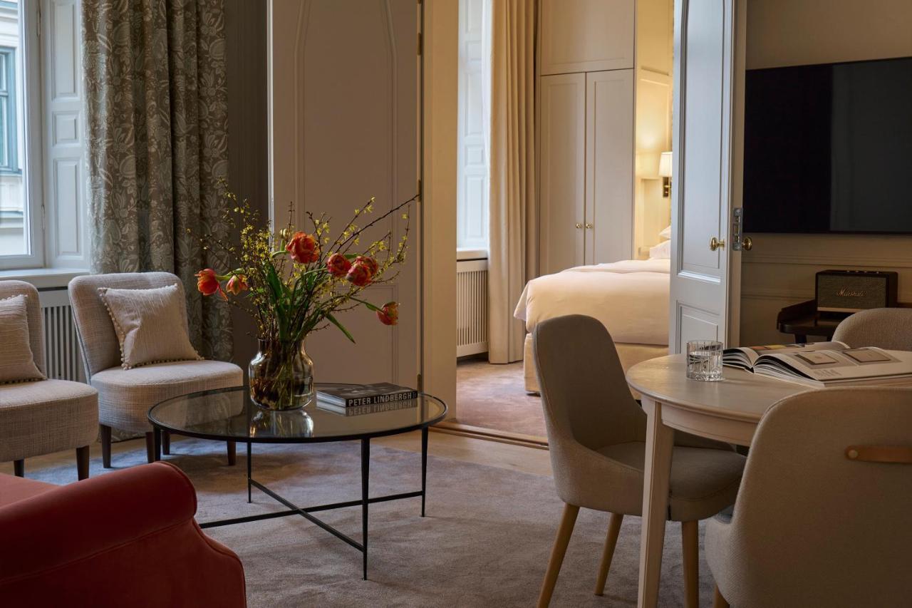 Villa Dagmar Stokholm Dış mekan fotoğraf A suite at Hotel Axelmannstein